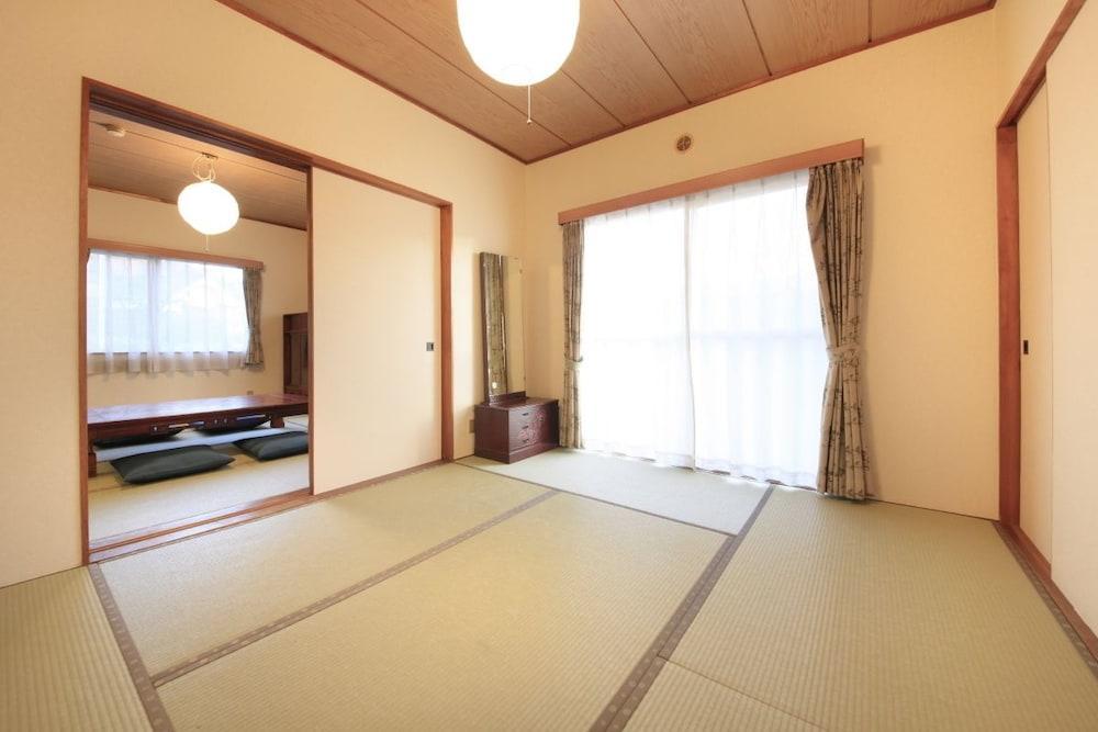 Izu Ippeki Lake Lakeside Terrace Ito  Exterior foto